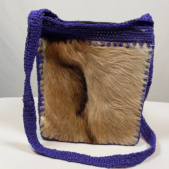 Traditional Handwoven Bilum Bag Orgins Papua New Guinea - Picture 3 of 10